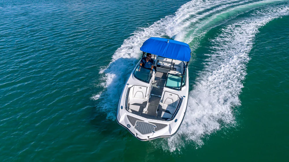 Monterey Sport 27 ft.