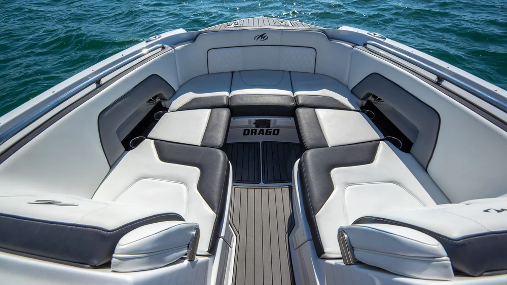 Monterey Sport 27 ft.