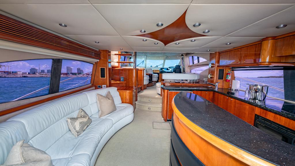 Sunseeker Manhattan 74 ft.